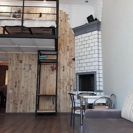 Двухуровневые Апартаменты С Балконом На Греческой Apartment *